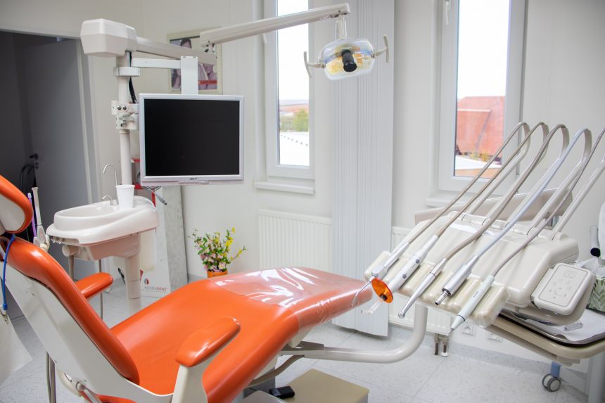 Dental Clinic AK Dent